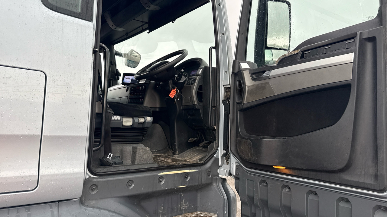MAN TGX 26.440 - Cabeza tractora: foto 5 MAN TGX 26.440 - Cabeza tractora: foto 5
