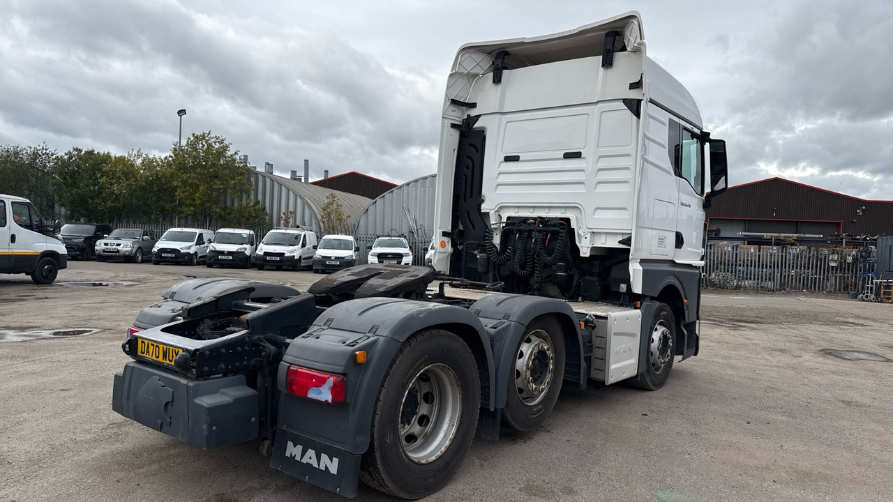 MAN TGX 26.470 - Cabeza tractora: foto 4 MAN TGX 26.470 - Cabeza tractora: foto 4