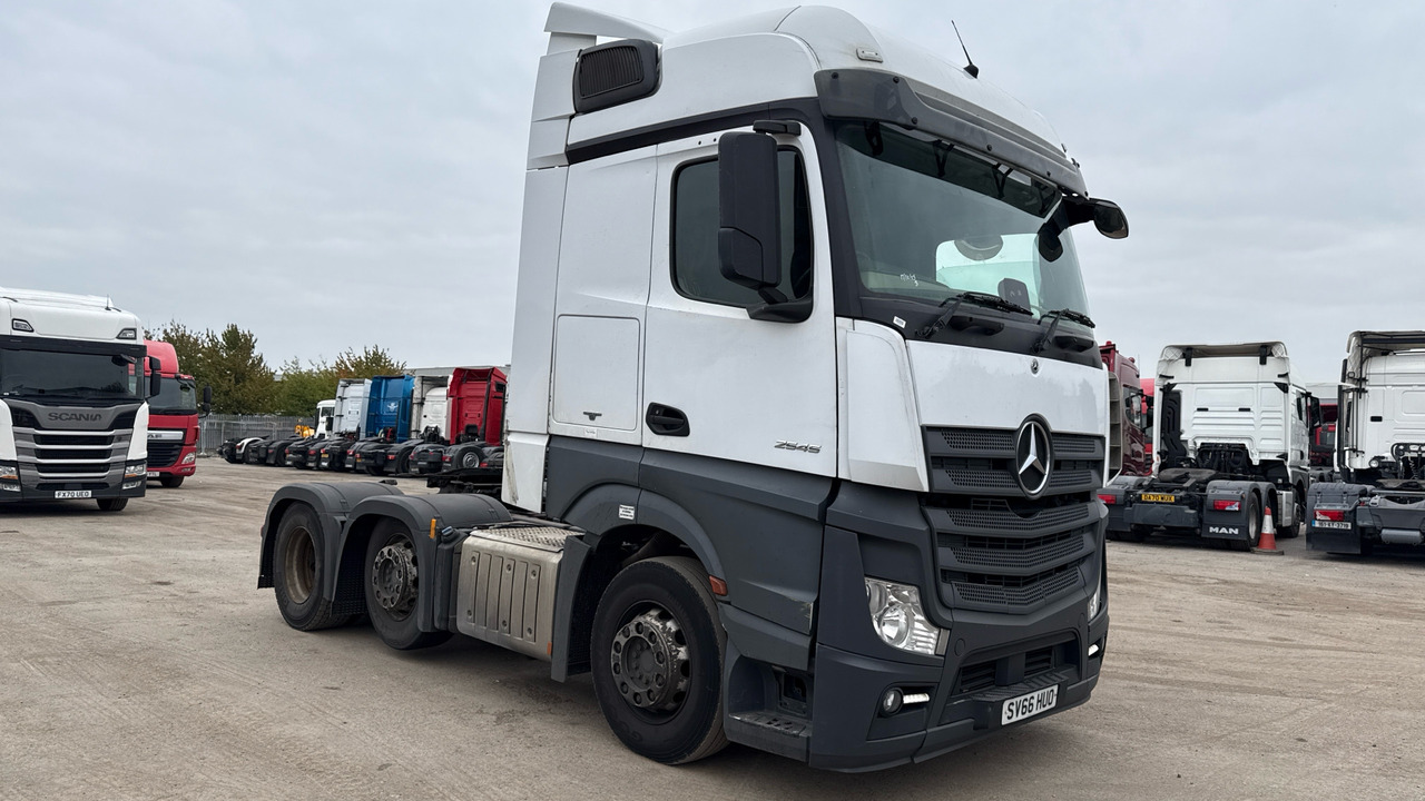 MERCEDES-BENZ ACTROS 2454 - Cabeza tractora: foto 1 MERCEDES-BENZ ACTROS 2454 - Cabeza tractora: foto 1