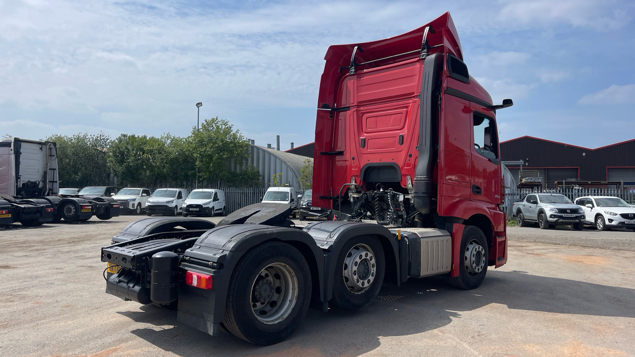 MERCEDES-BENZ ACTROS 2545 - Cabeza tractora: foto 4 MERCEDES-BENZ ACTROS 2545 - Cabeza tractora: foto 4