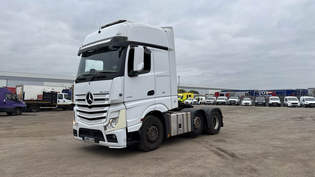 MERCEDES-BENZ ACTROS 2551 - Cabeza tractora: foto 2 MERCEDES-BENZ ACTROS 2551 - Cabeza tractora: foto 2