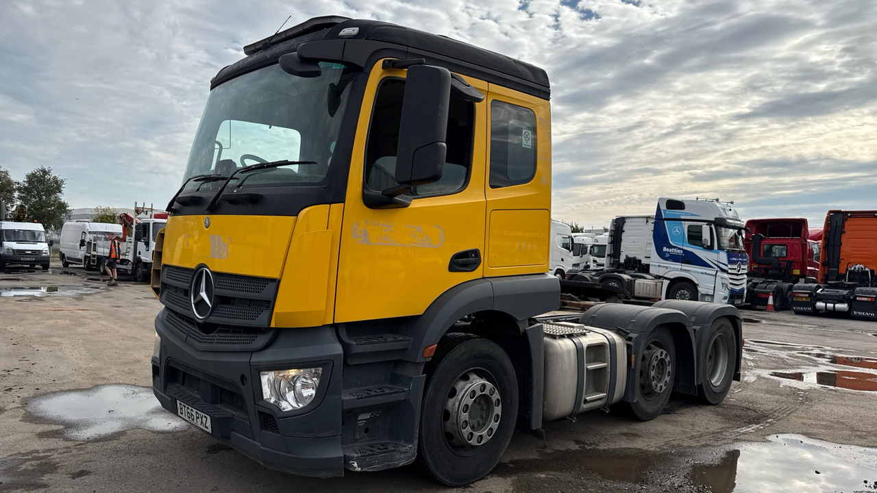 MERCEDES-BENZ ACTROS - Cabeza tractora: foto 2 MERCEDES-BENZ ACTROS - Cabeza tractora: foto 2