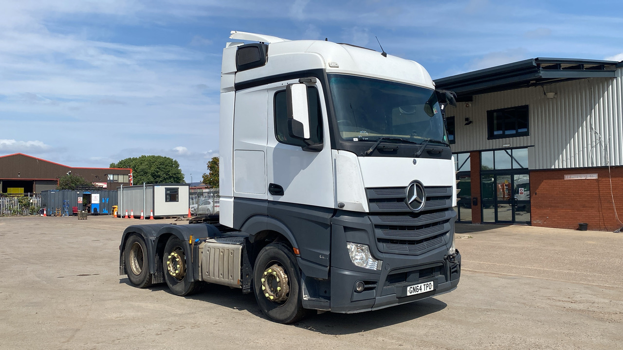 Mercedes-Benz Actros - Cabeza tractora: foto 1 Mercedes-Benz Actros - Cabeza tractora: foto 1