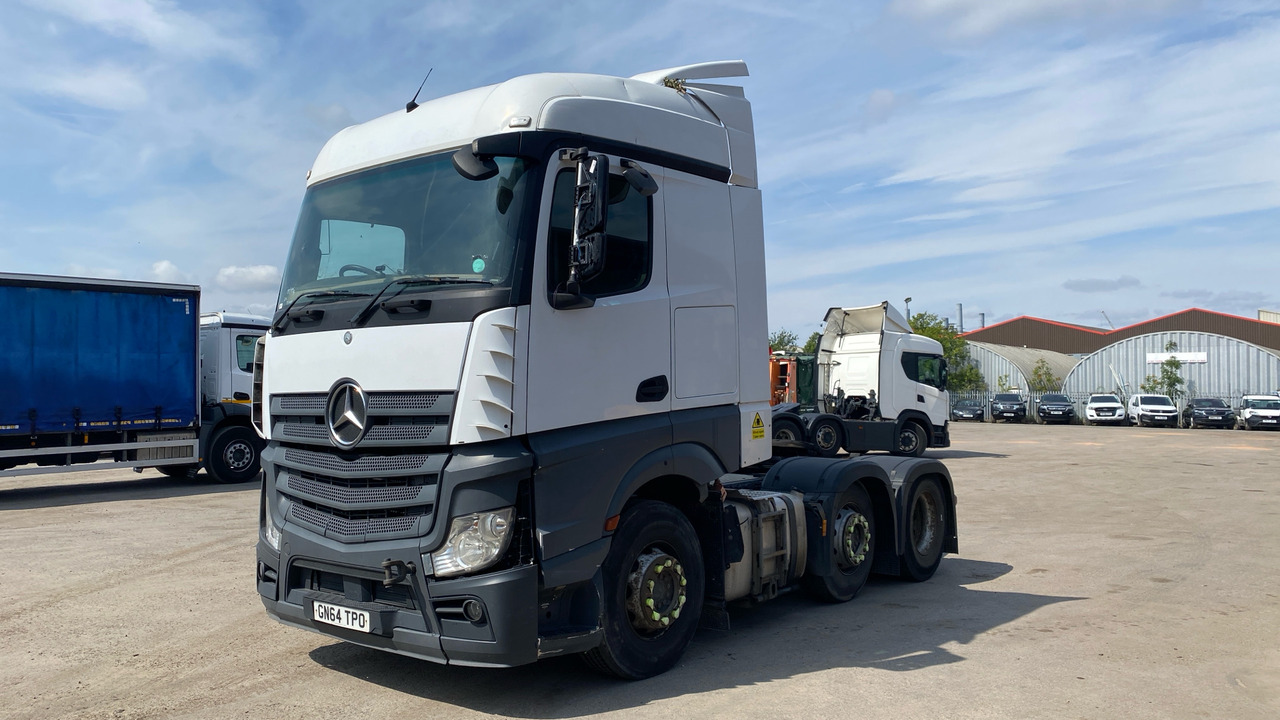 Mercedes-Benz Actros - Cabeza tractora: foto 3 Mercedes-Benz Actros - Cabeza tractora: foto 3