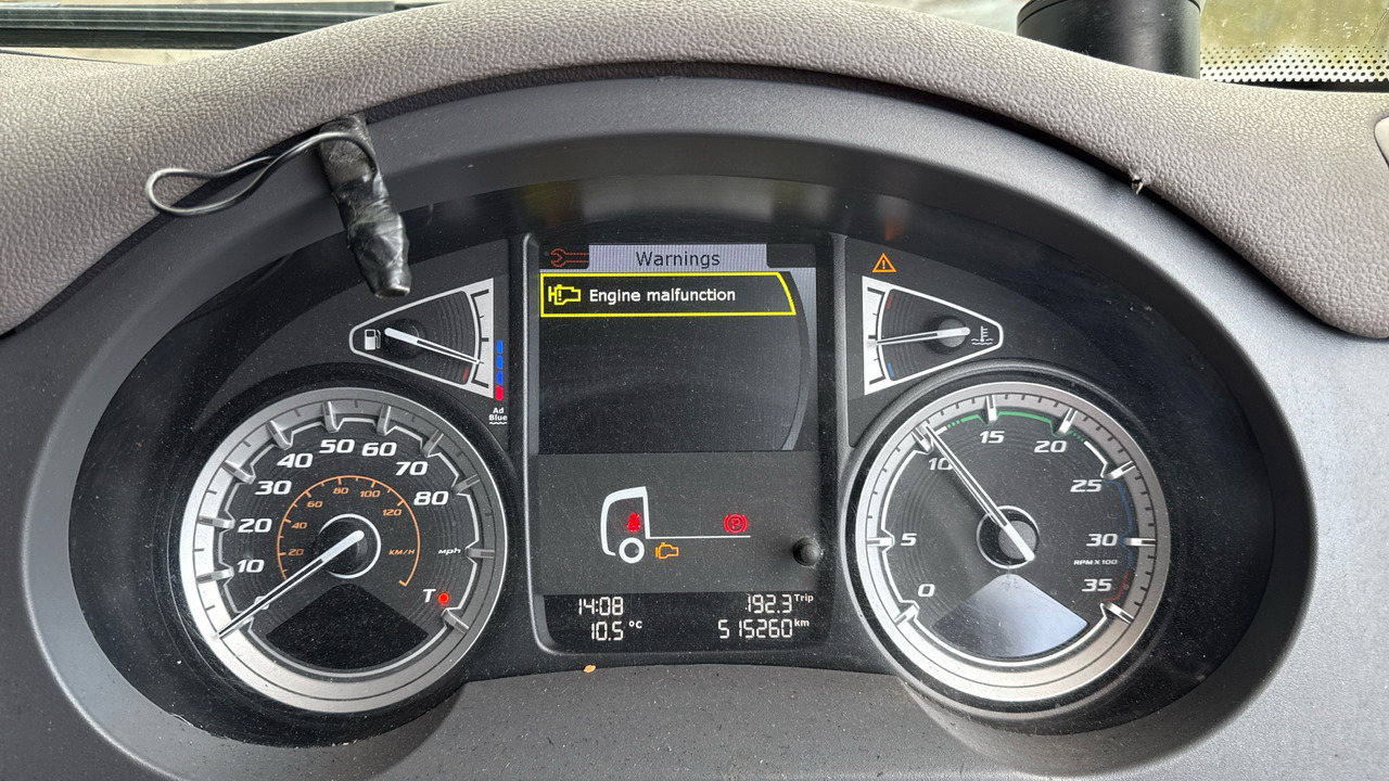 Camión caja cerrada DAF CF 260: foto 6