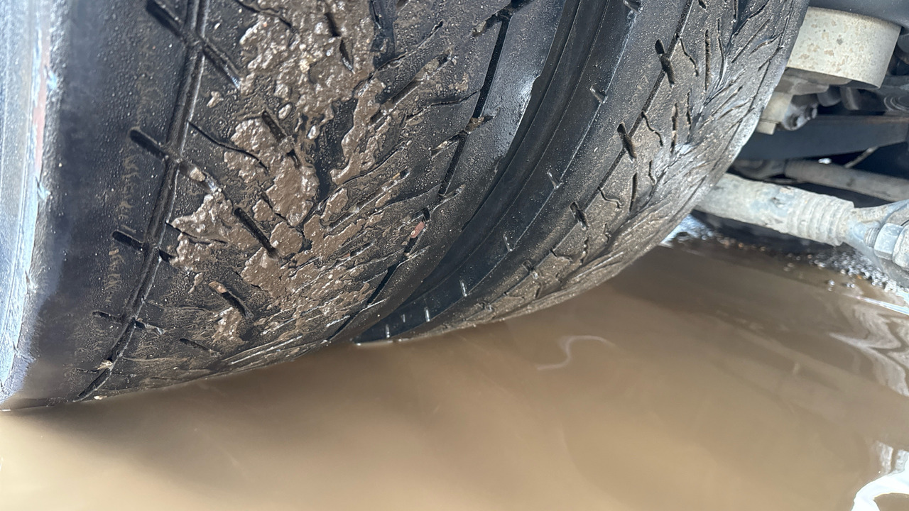 Camión caja cerrada DAF CF 260: foto 16