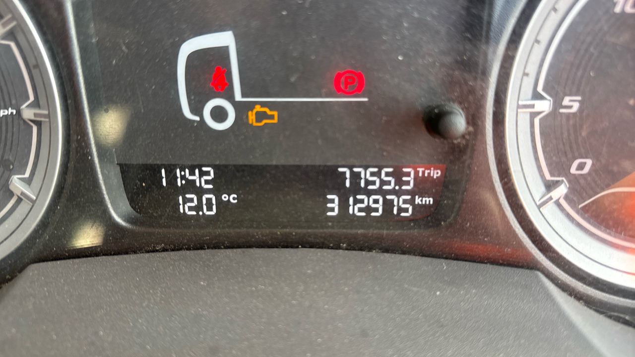 Camión caja cerrada DAF CF 260: foto 14 Camión caja cerrada DAF CF 260: foto 14