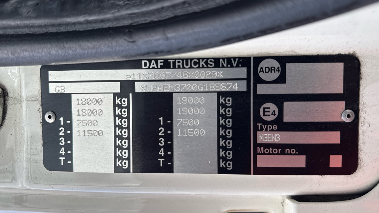 Camión caja cerrada DAF CF 260: foto 12