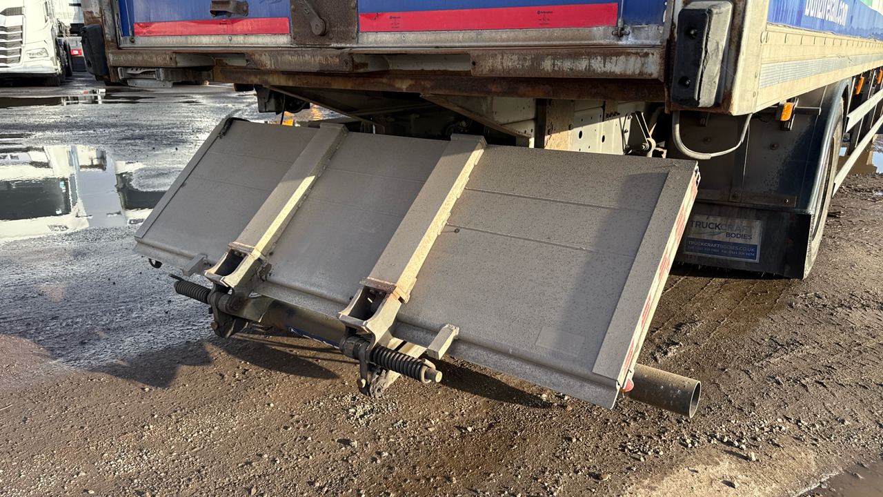 Camión caja cerrada DAF CF 260: foto 26 Camión caja cerrada DAF CF 260: foto 26