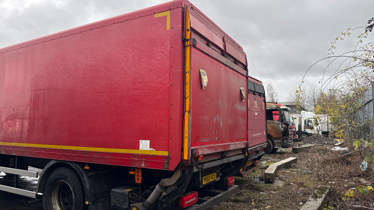 DAF LF 220 - Camión caja cerrada: foto 3 DAF LF 220 - Camión caja cerrada: foto 3