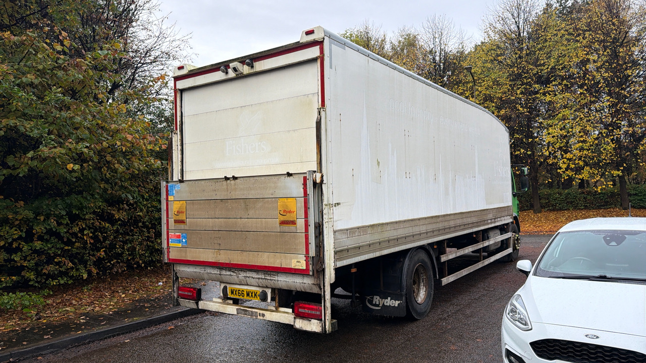 DAF LF 230 - Camión caja cerrada: foto 4 DAF LF 230 - Camión caja cerrada: foto 4