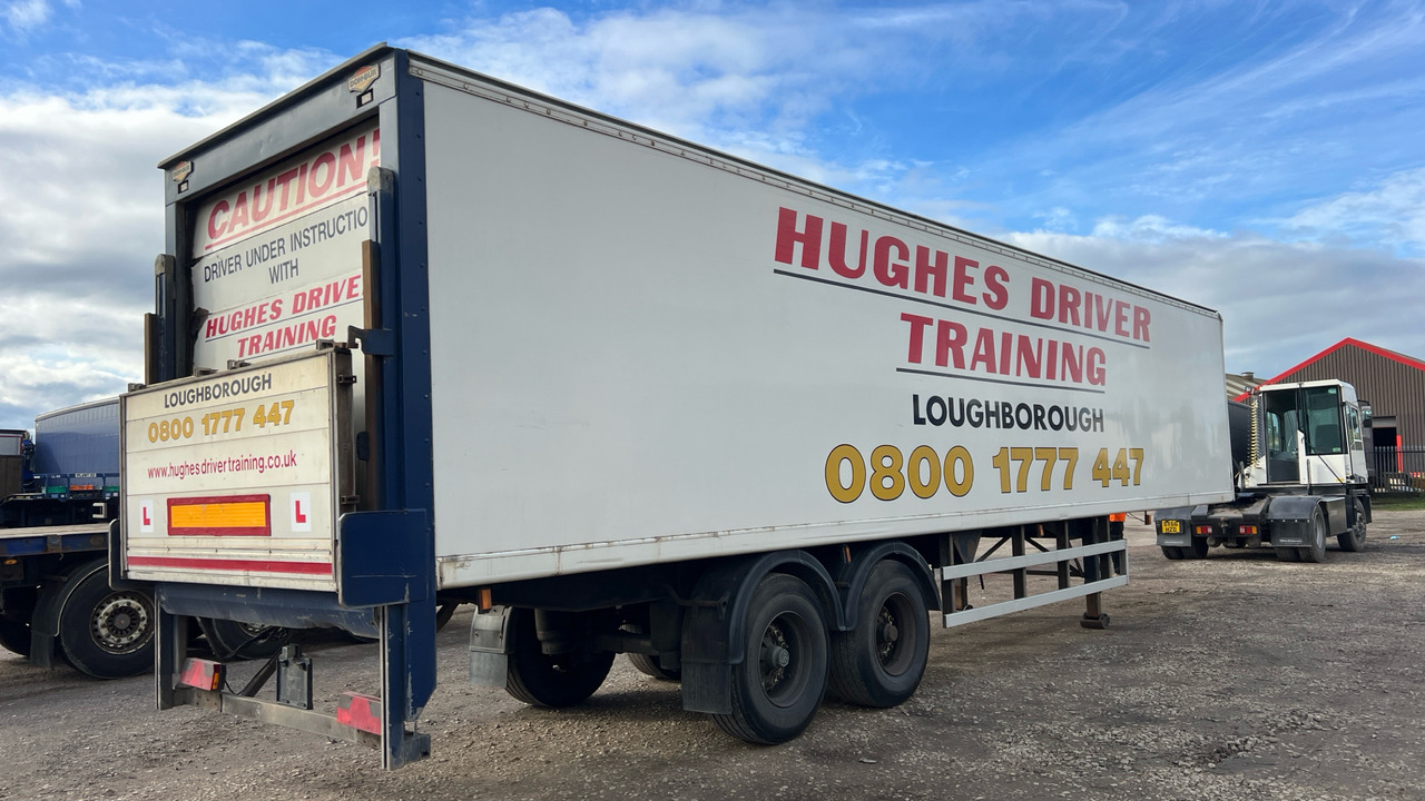 DON BUR BOX - Semirremolque caja cerrada: foto 5 DON BUR BOX - Semirremolque caja cerrada: foto 5