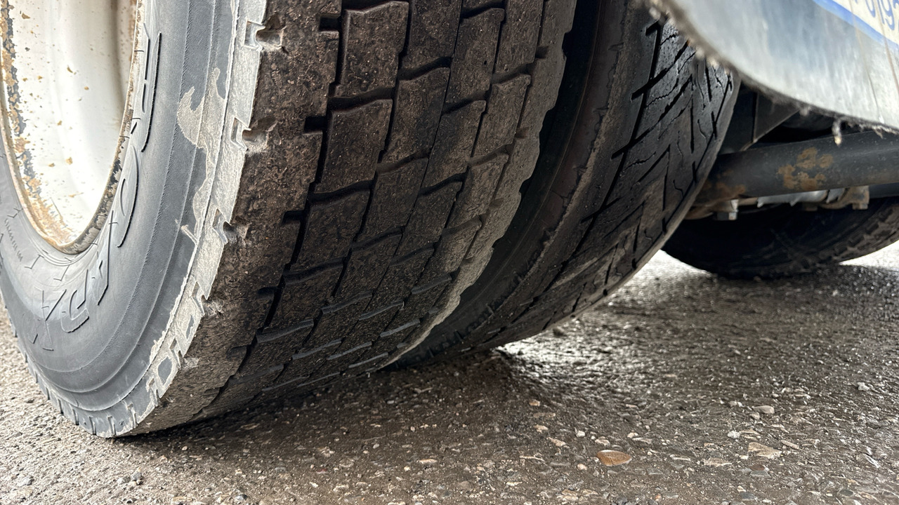 Camión lona Daf CF 230: foto 19