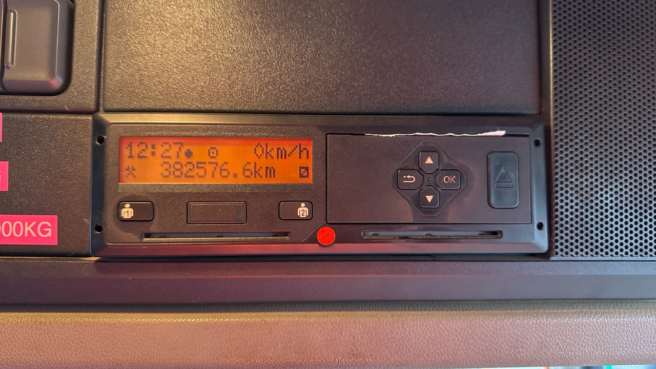 Camión lona Daf CF 230: foto 9