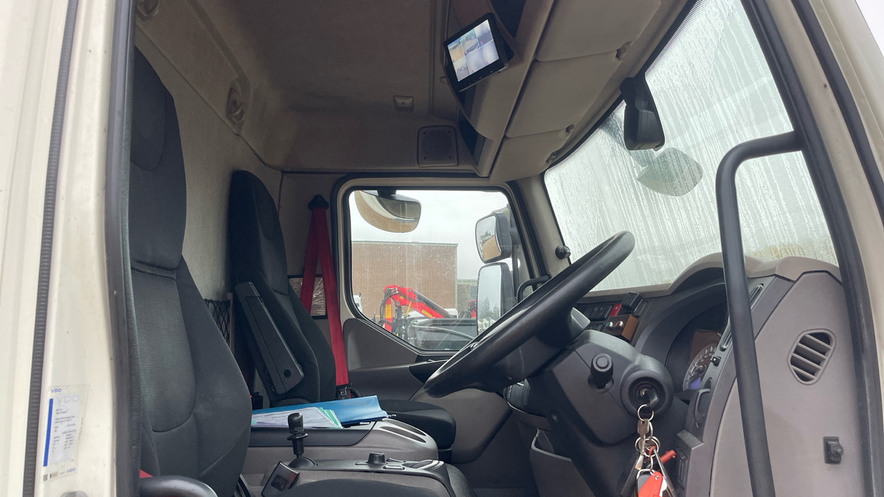 Daf LF 230 - Camión lona: foto 5 Daf LF 230 - Camión lona: foto 5