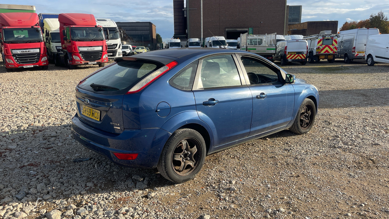 FORD FOCUS 1.6 TDCI - Hatchback: foto 4 FORD FOCUS 1.6 TDCI - Hatchback: foto 4