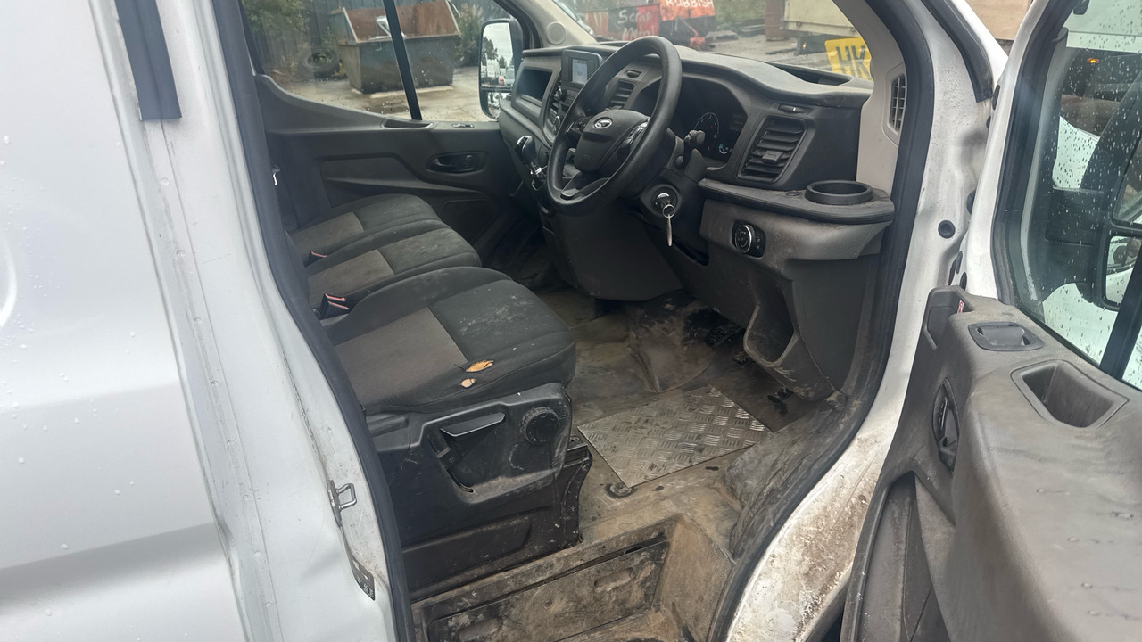 FORD TRANSIT 2.0 EcoBlue 130ps Leader - Furgón: foto 5 FORD TRANSIT 2.0 EcoBlue 130ps Leader - Furgón: foto 5