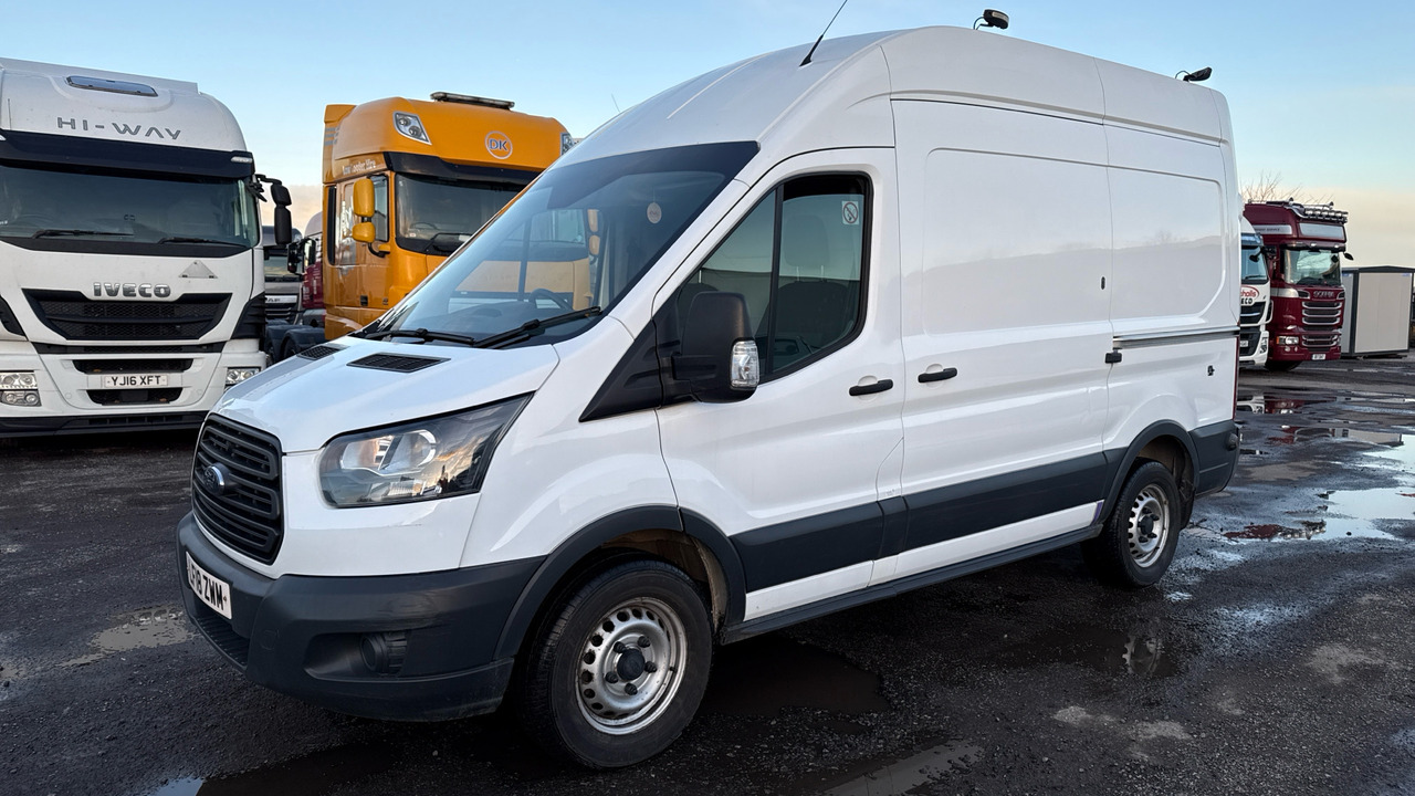 FORD TRANSIT 350 2.0 TDCi 130ps - Furgón: foto 2 FORD TRANSIT 350 2.0 TDCi 130ps - Furgón: foto 2