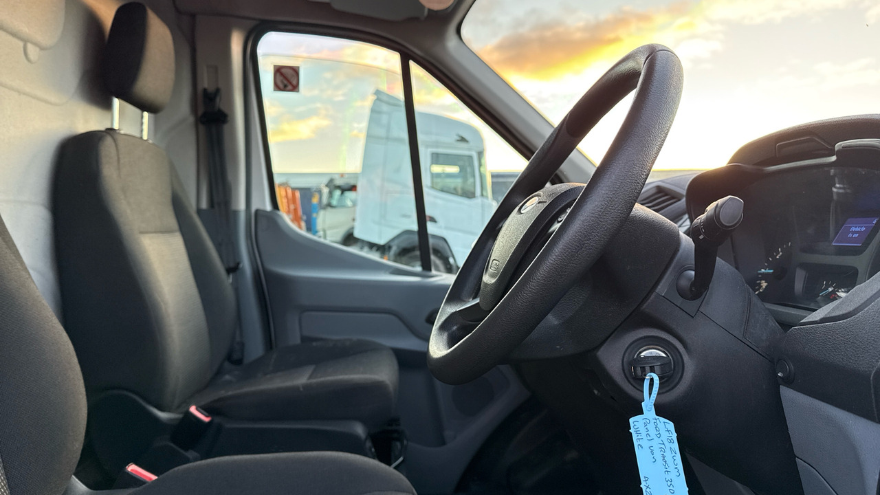 FORD TRANSIT 350 2.0 TDCi 130ps - Furgón: foto 5 FORD TRANSIT 350 2.0 TDCi 130ps - Furgón: foto 5