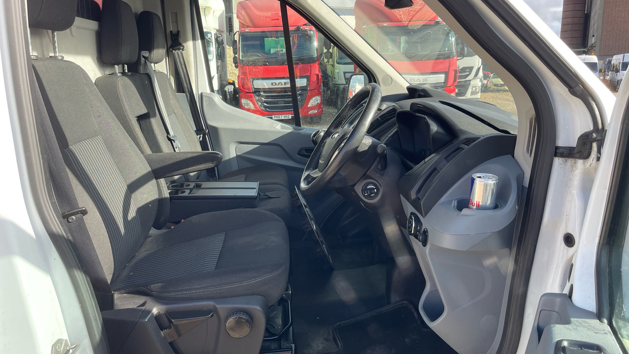 FORD TRANSIT 350 2.2 TDCI 125PS - Furgón: foto 5 FORD TRANSIT 350 2.2 TDCI 125PS - Furgón: foto 5