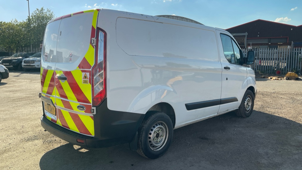 FORD TRANSIT CUSTOM 280 2.0 TDCI 105PS - Furgón: foto 4 FORD TRANSIT CUSTOM 280 2.0 TDCI 105PS - Furgón: foto 4