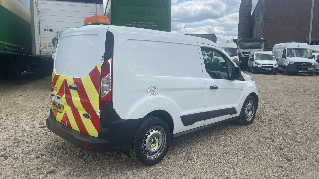 Ford Transit Connect 220 1.5 TDCI 100PS - Furgoneta pequeña: foto 4 Ford Transit Connect 220 1.5 TDCI 100PS - Furgoneta pequeña: foto 4