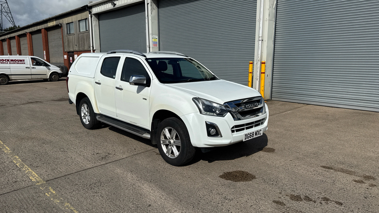 ISUZU D-MAX 1.9 UTAH - Pick-up, Furgoneta combi: foto 1 ISUZU D-MAX 1.9 UTAH - Pick-up, Furgoneta combi: foto 1