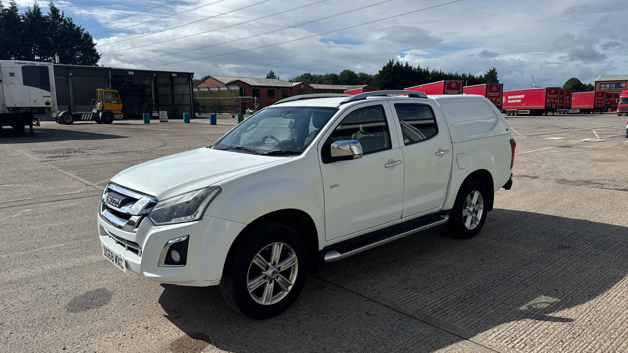 ISUZU D-MAX 1.9 UTAH - Pick-up, Furgoneta combi: foto 2 ISUZU D-MAX 1.9 UTAH - Pick-up, Furgoneta combi: foto 2