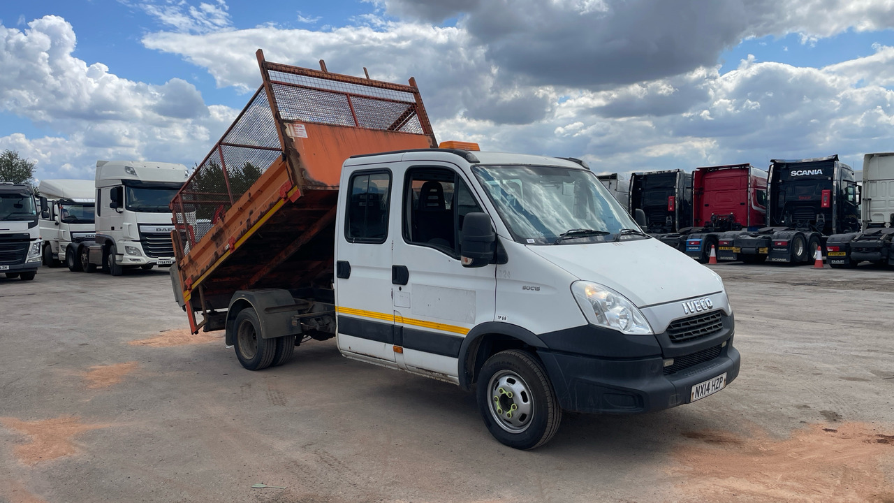 IVECO DAILY 50-150 - Camión volquete: foto 1 IVECO DAILY 50-150 - Camión volquete: foto 1