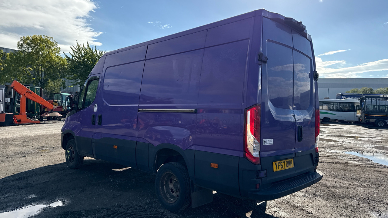 IVECO DAILY 50-150 - Furgón: foto 3 IVECO DAILY 50-150 - Furgón: foto 3