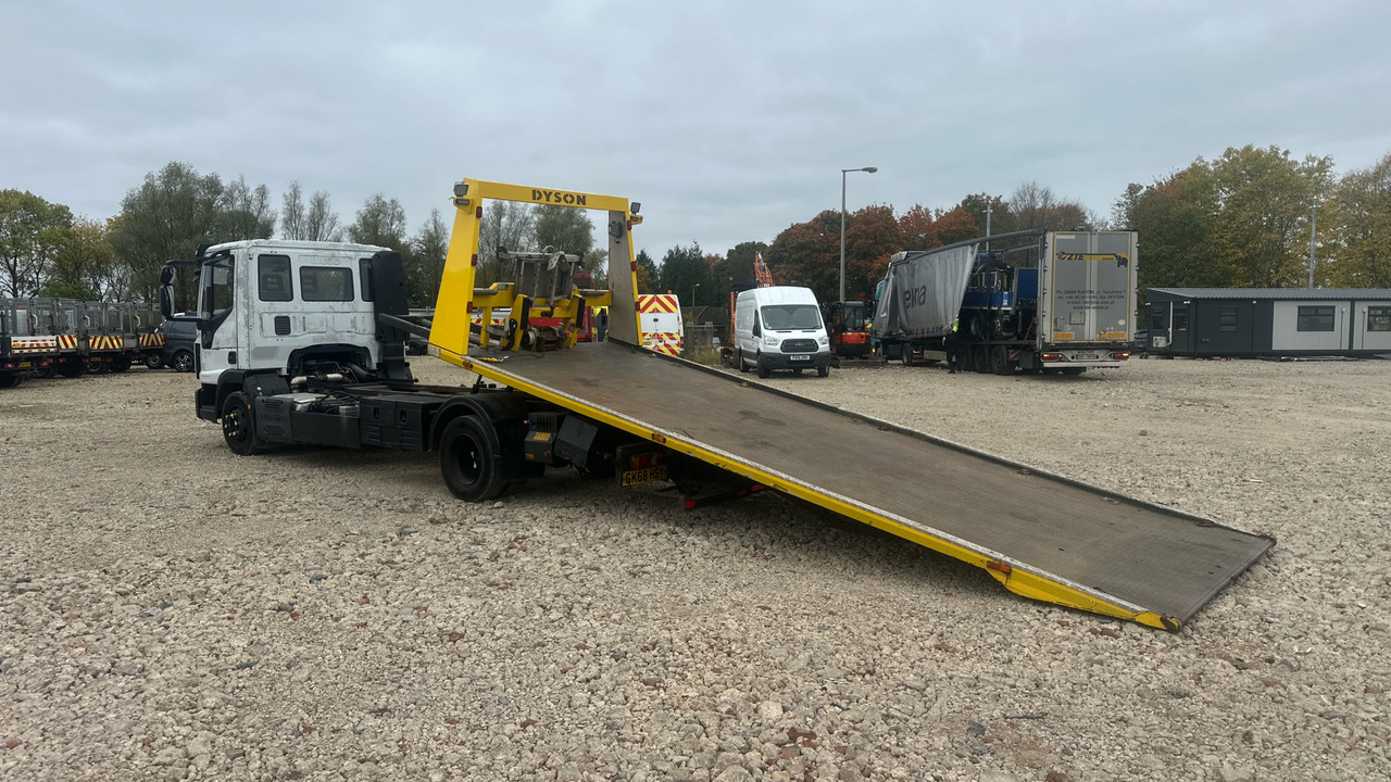 IVECO EUROCARGO 100-190 - Grua de remolque autos: foto 3 IVECO EUROCARGO 100-190 - Grua de remolque autos: foto 3