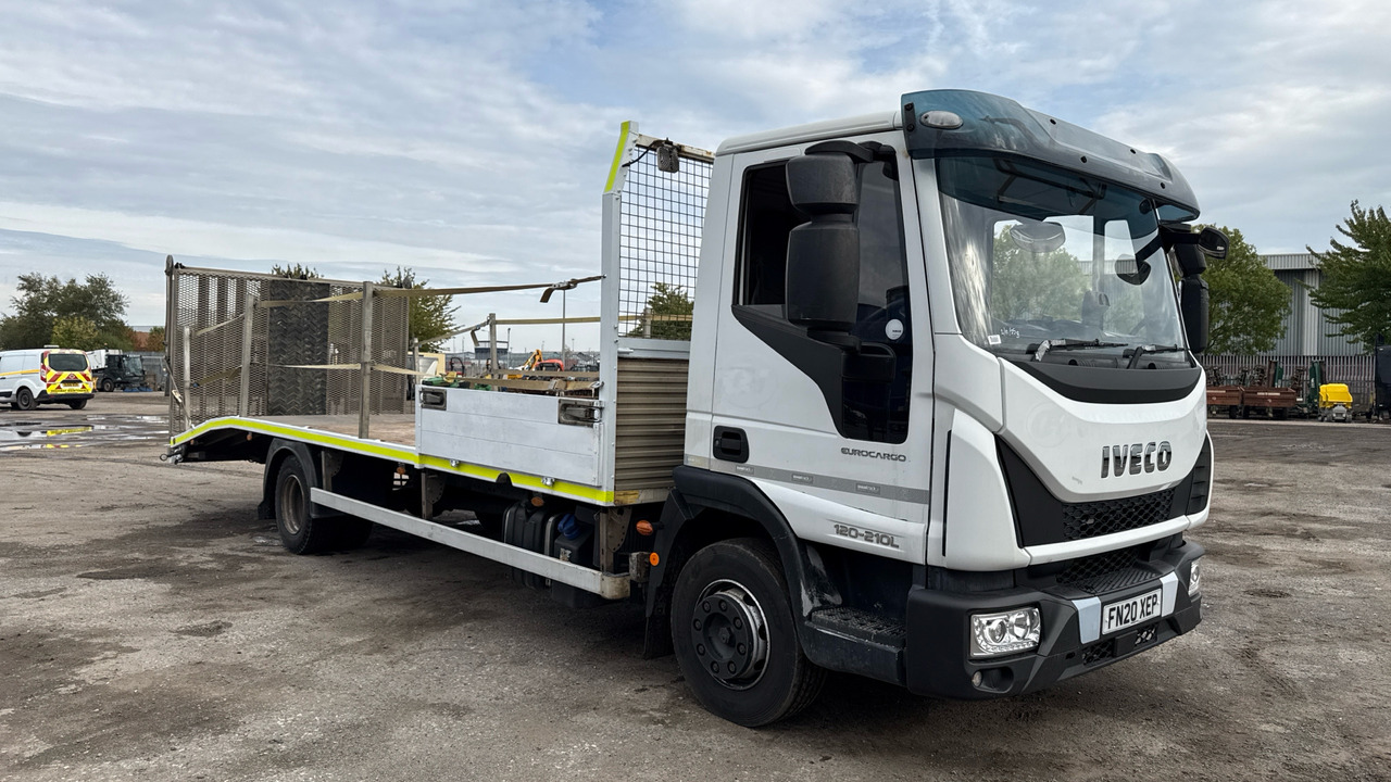 IVECO EUROCARGO 120-210 - Grua de remolque autos: foto 1 IVECO EUROCARGO 120-210 - Grua de remolque autos: foto 1