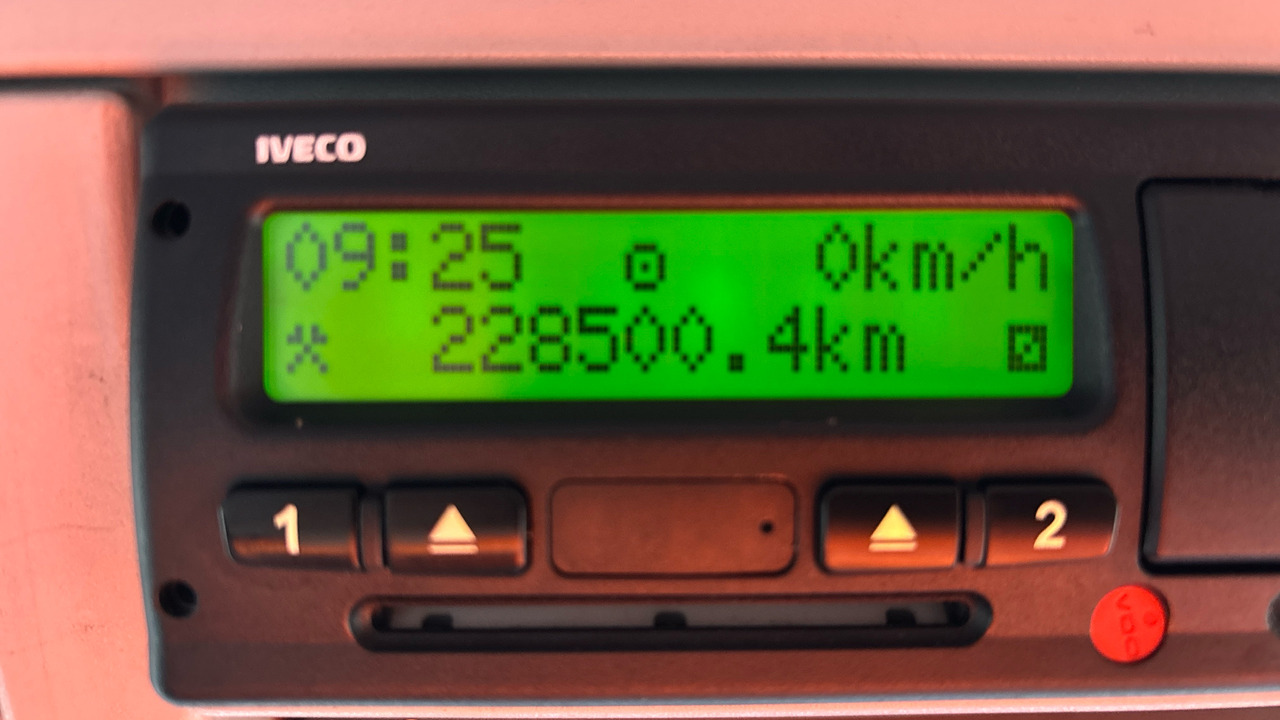 Camión lona IVECO EUROCARGO 75E16: foto 9 Camión lona IVECO EUROCARGO 75E16: foto 9