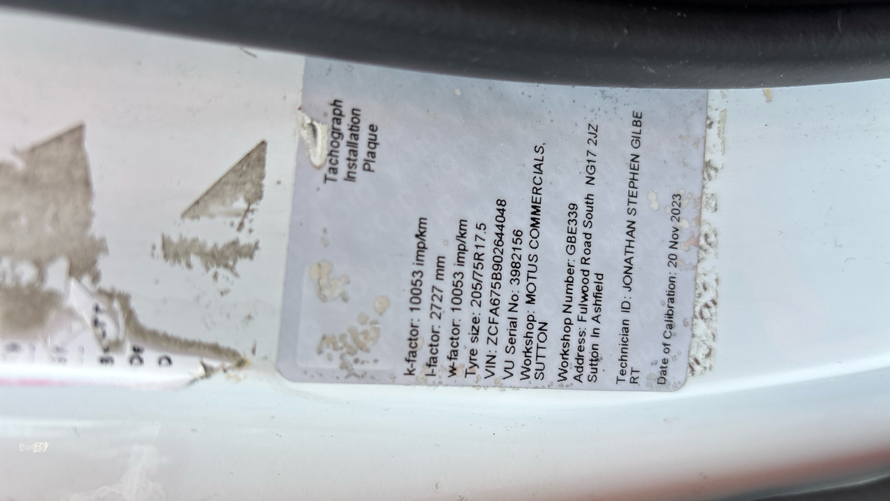 Camión lona IVECO EUROCARGO 75E16: foto 12 Camión lona IVECO EUROCARGO 75E16: foto 12