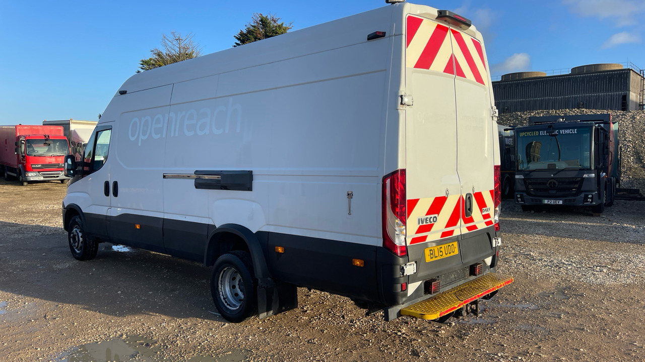 Iveco Daily 70-170 - Furgón: foto 3 Iveco Daily 70-170 - Furgón: foto 3