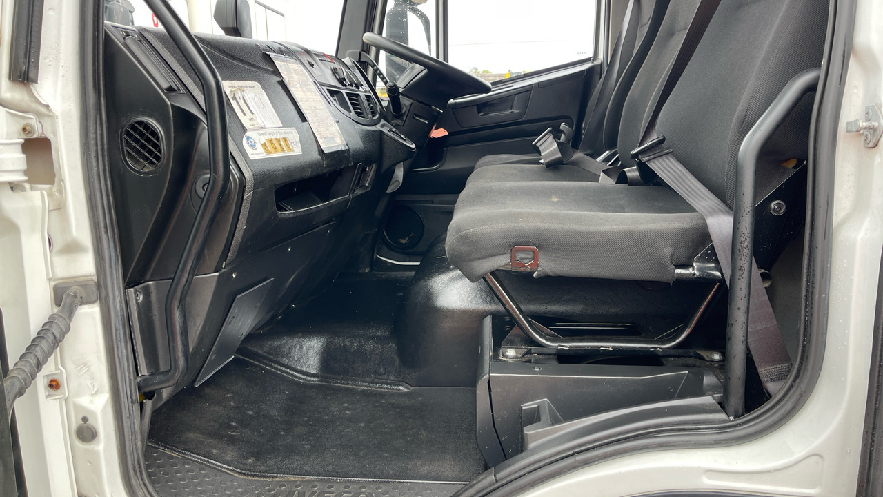 Camión caja cerrada Iveco Eurocargo 75E16: foto 17