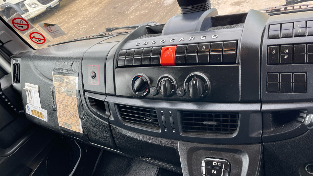 Camión caja cerrada Iveco Eurocargo 75E16: foto 7