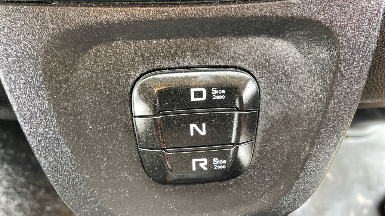 Camión caja cerrada Iveco Eurocargo 75E16: foto 10