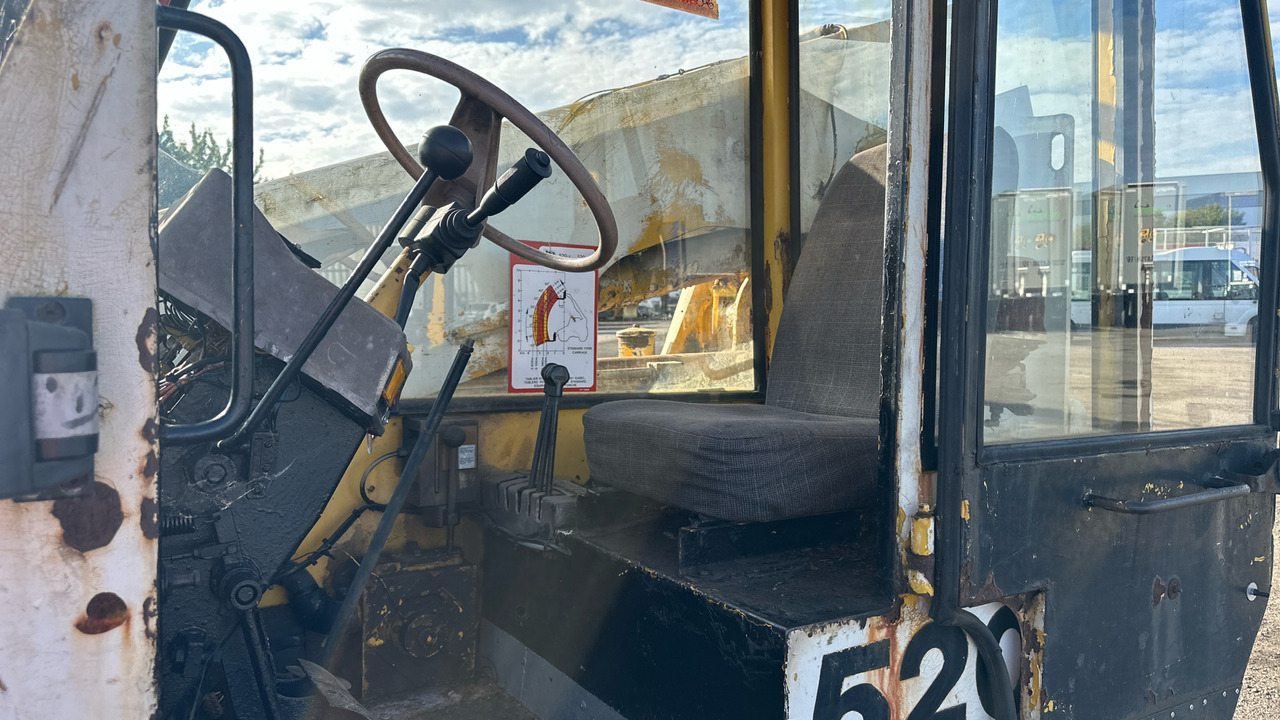 JCB 520.2 - Manipulador telescópico: foto 5 JCB 520.2 - Manipulador telescópico: foto 5