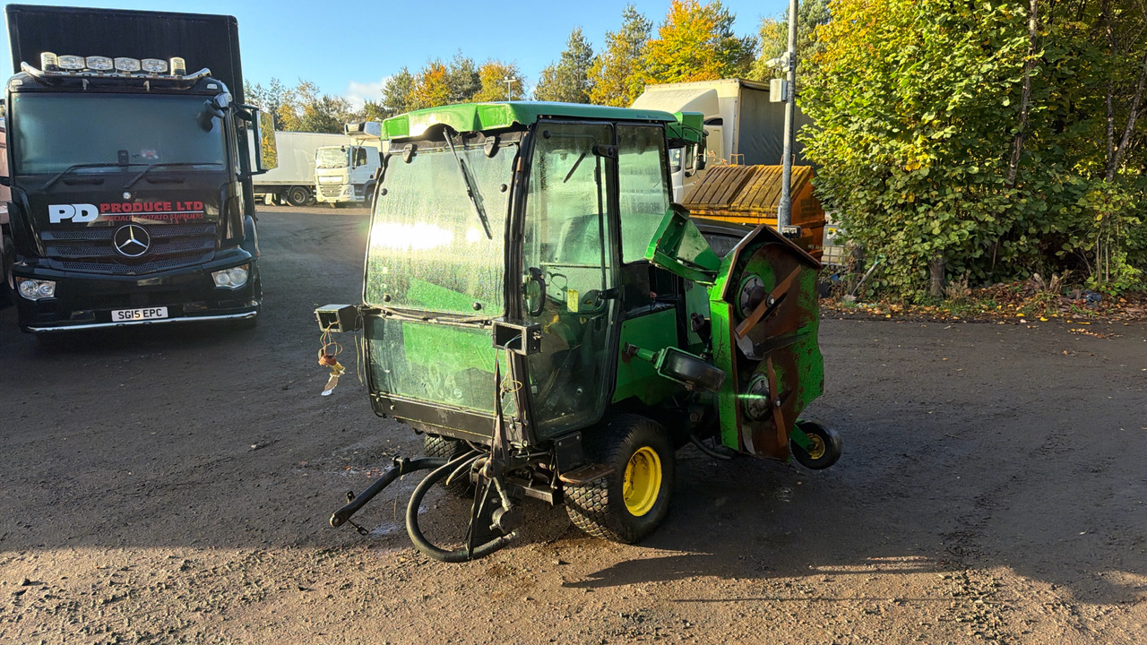 JOHN DEERE 1600 TURBO SERIES 2 - Cortacésped: foto 2 JOHN DEERE 1600 TURBO SERIES 2 - Cortacésped: foto 2