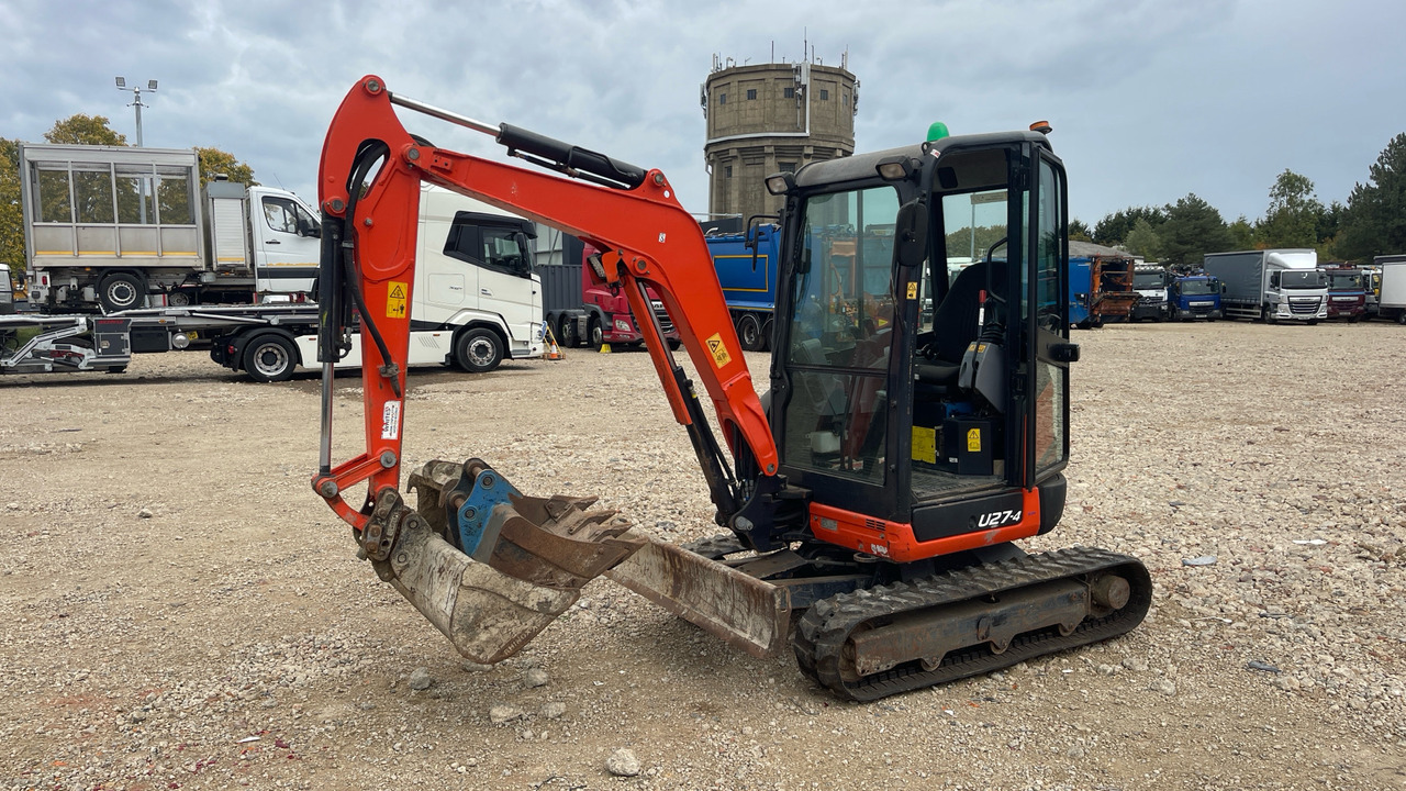 KUBOTA U27-4 - Miniexcavadora: foto 1 KUBOTA U27-4 - Miniexcavadora: foto 1