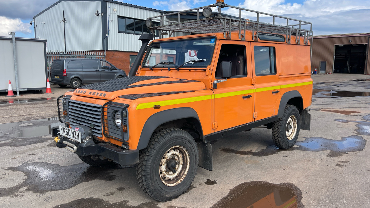 LAND ROVER DEFENDER 110 TDCi - Coche: foto 2 LAND ROVER DEFENDER 110 TDCi - Coche: foto 2
