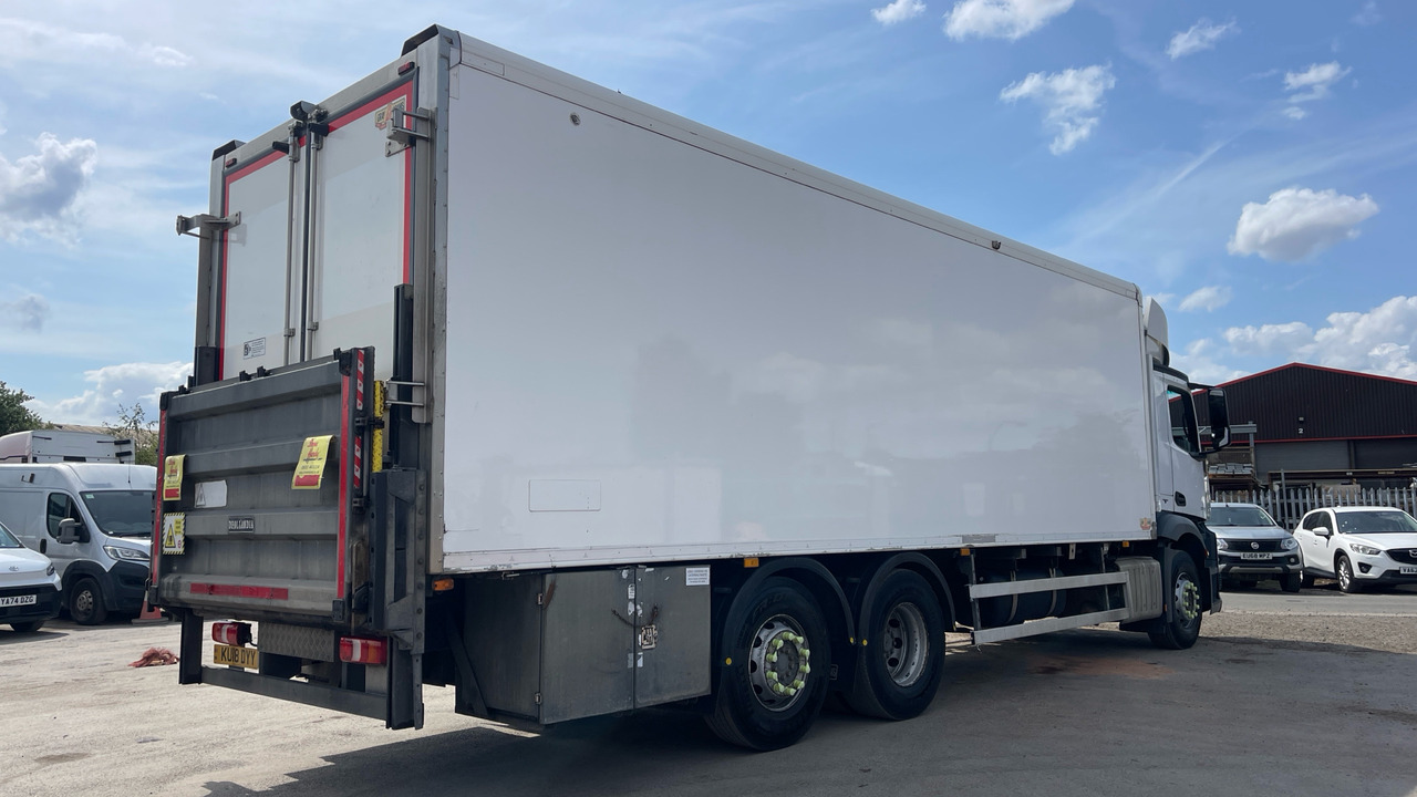 MERCEDES-BENZ ANTOS 2545 - Camión frigorífico: foto 4 MERCEDES-BENZ ANTOS 2545 - Camión frigorífico: foto 4