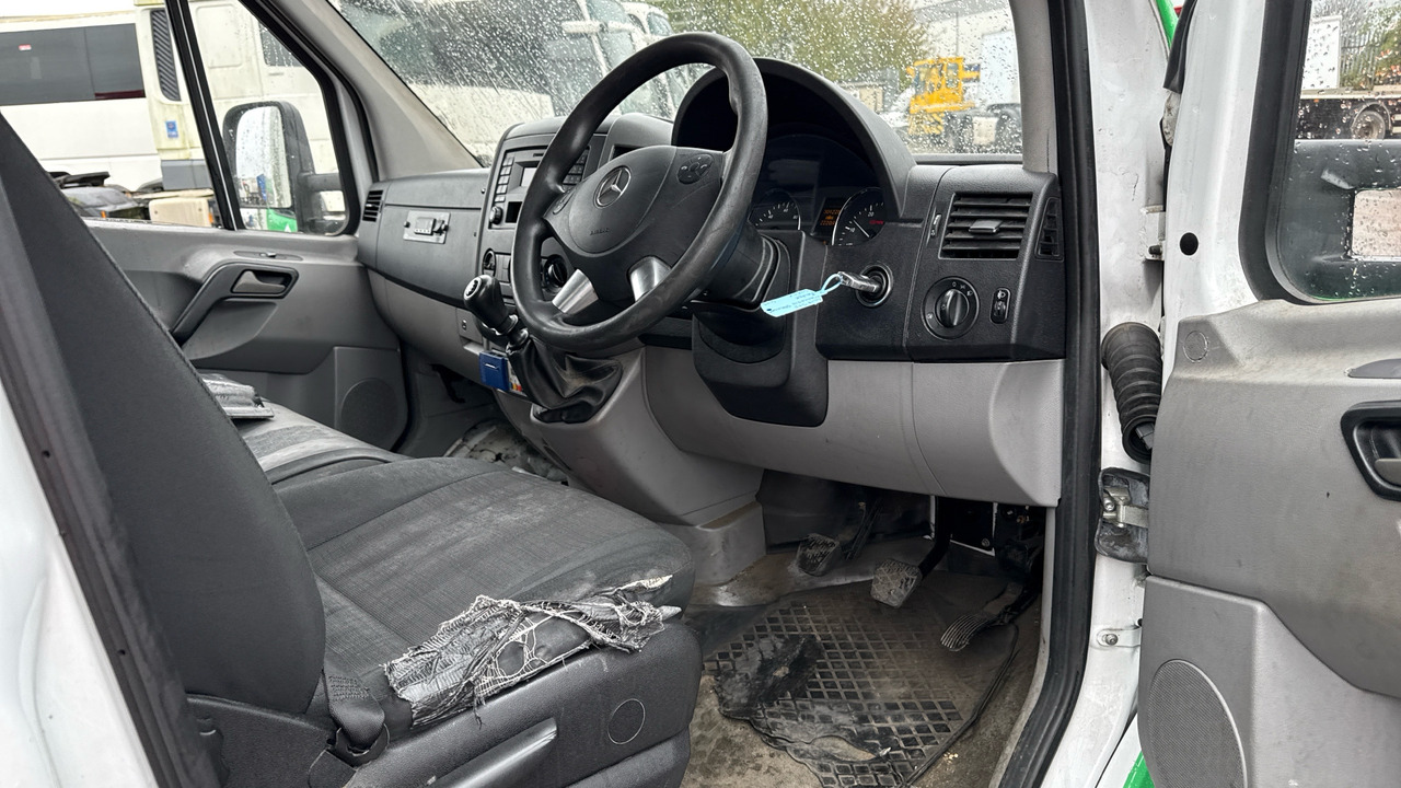 MERCEDES-BENZ SPRINTER 313 CDI - Camión chasis: foto 5 MERCEDES-BENZ SPRINTER 313 CDI - Camión chasis: foto 5