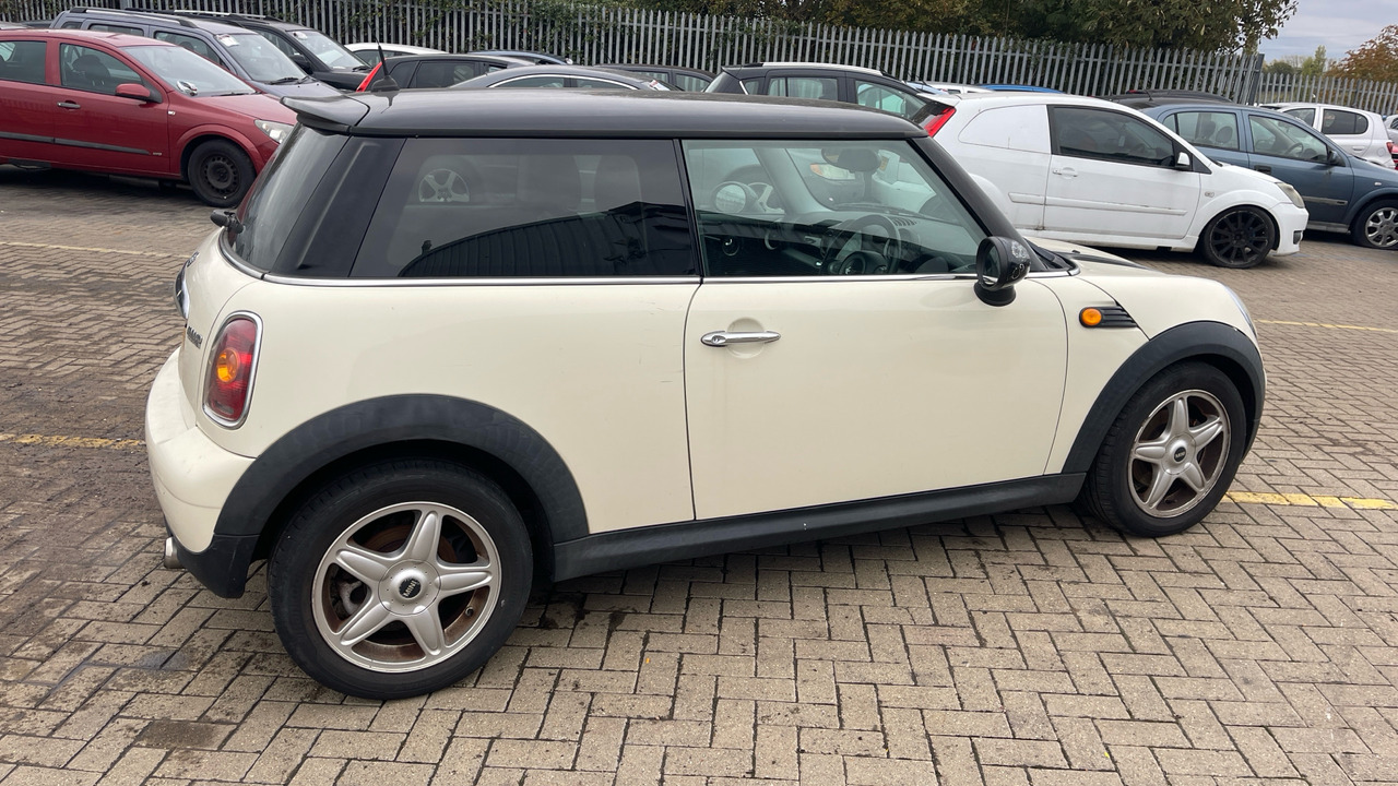 MINI COOPER - Hatchback: foto 4 MINI COOPER - Hatchback: foto 4