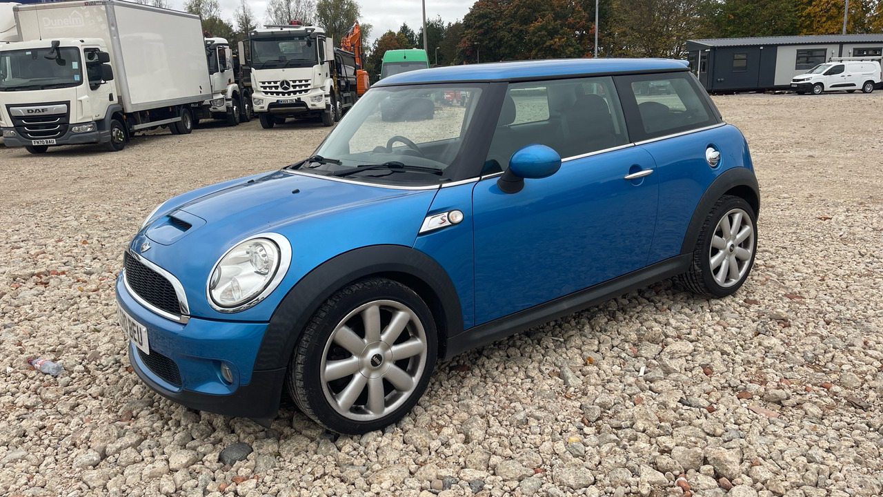MINI COOPER S 1.6 - Hatchback: foto 2 MINI COOPER S 1.6 - Hatchback: foto 2