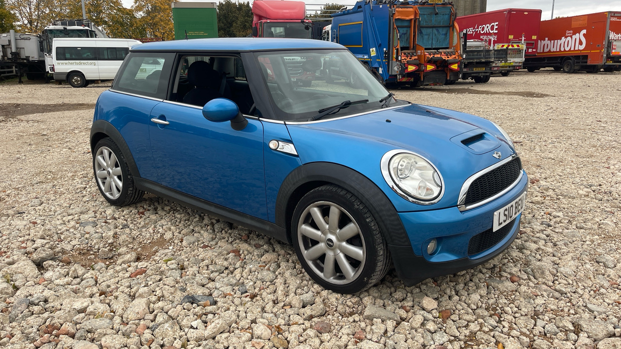 MINI COOPER S 1.6 - Hatchback: foto 1 MINI COOPER S 1.6 - Hatchback: foto 1