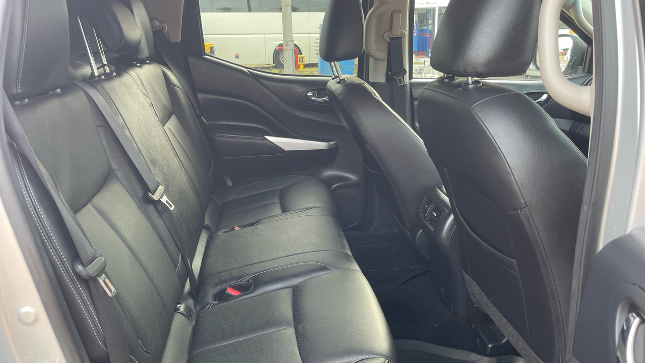 Pick-up, Furgoneta combi NISSAN NAVARA TEKNA 2.3 DCI 190PS: foto 22 Pick-up, Furgoneta combi NISSAN NAVARA TEKNA 2.3 DCI 190PS: foto 22
