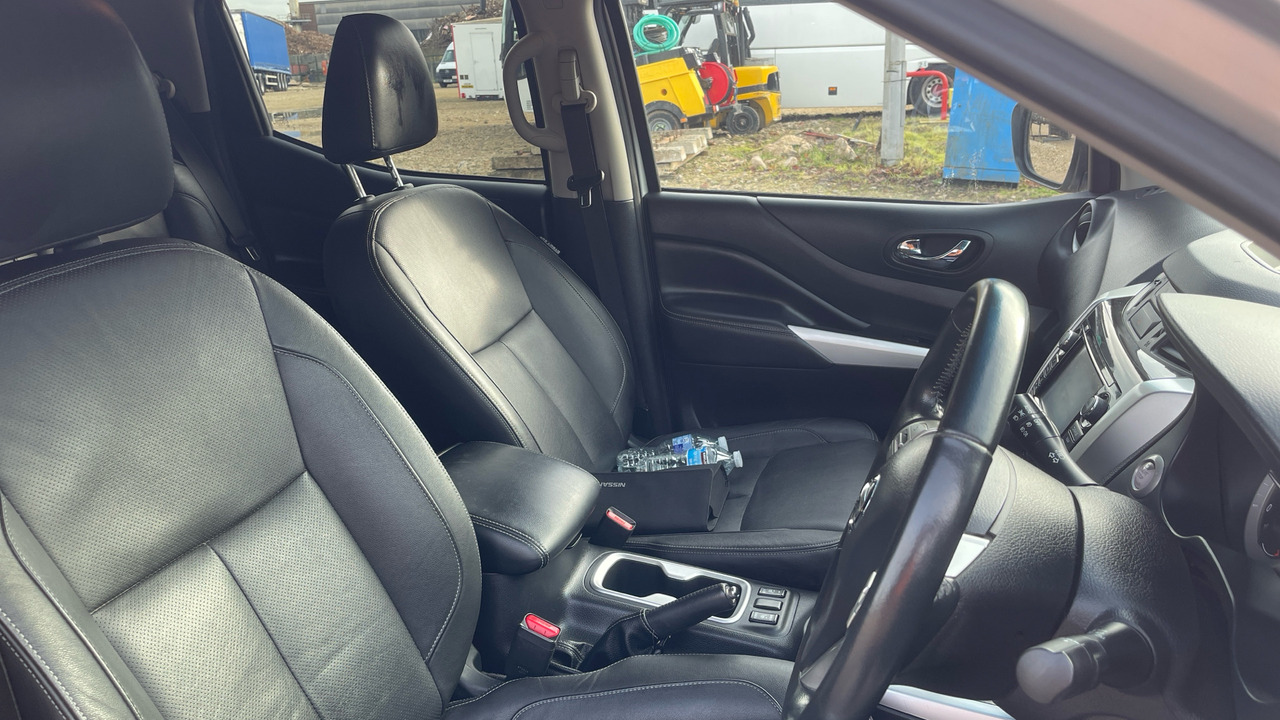 Pick-up, Furgoneta combi NISSAN NAVARA TEKNA 2.3 DCI 190PS: foto 8 Pick-up, Furgoneta combi NISSAN NAVARA TEKNA 2.3 DCI 190PS: foto 8