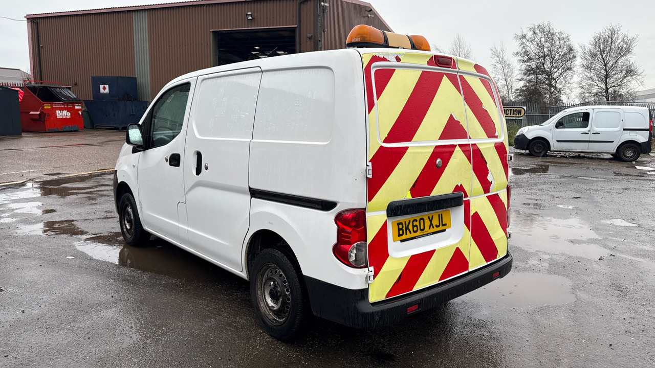 NISSAN NV 200 1.5 DCI SE - Coche: foto 3 NISSAN NV 200 1.5 DCI SE - Coche: foto 3